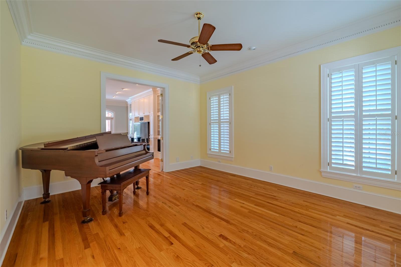 1816 S DOVER RD, DOVER, FL, 33527