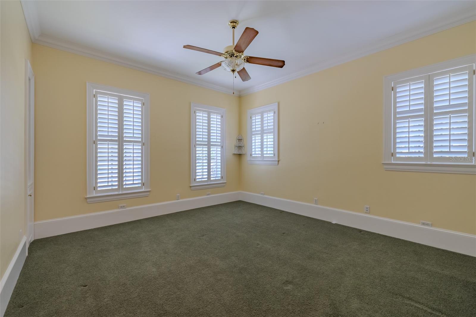 1816 S DOVER RD, DOVER, FL, 33527