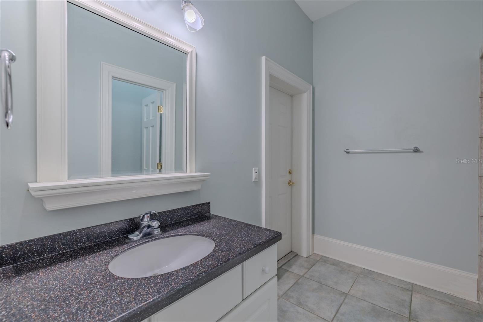 1816 S DOVER RD, DOVER, FL, 33527