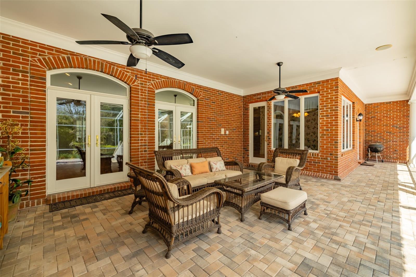 1816 S DOVER RD, DOVER, FL, 33527