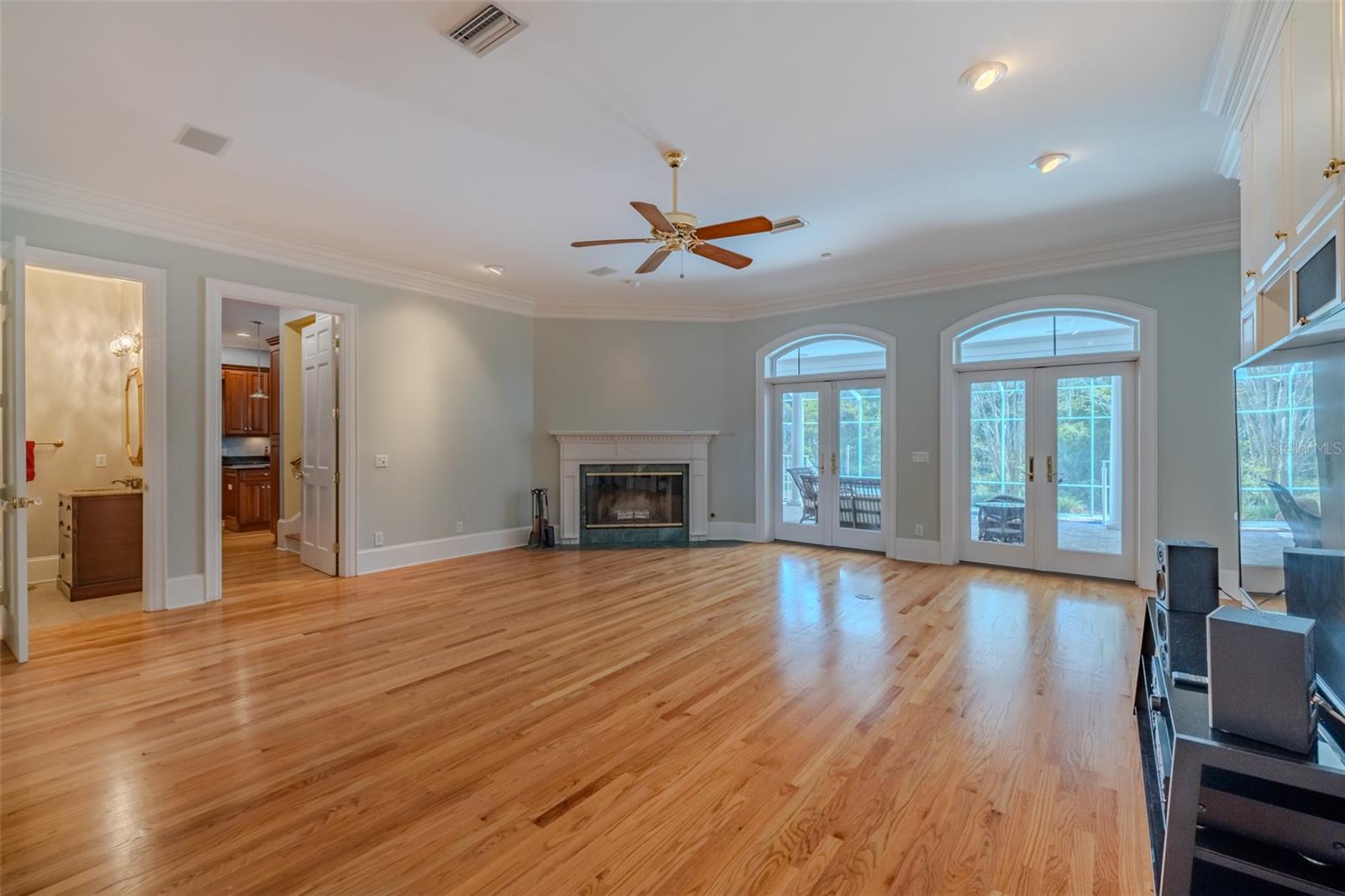 1816 S DOVER RD, DOVER, FL, 33527
