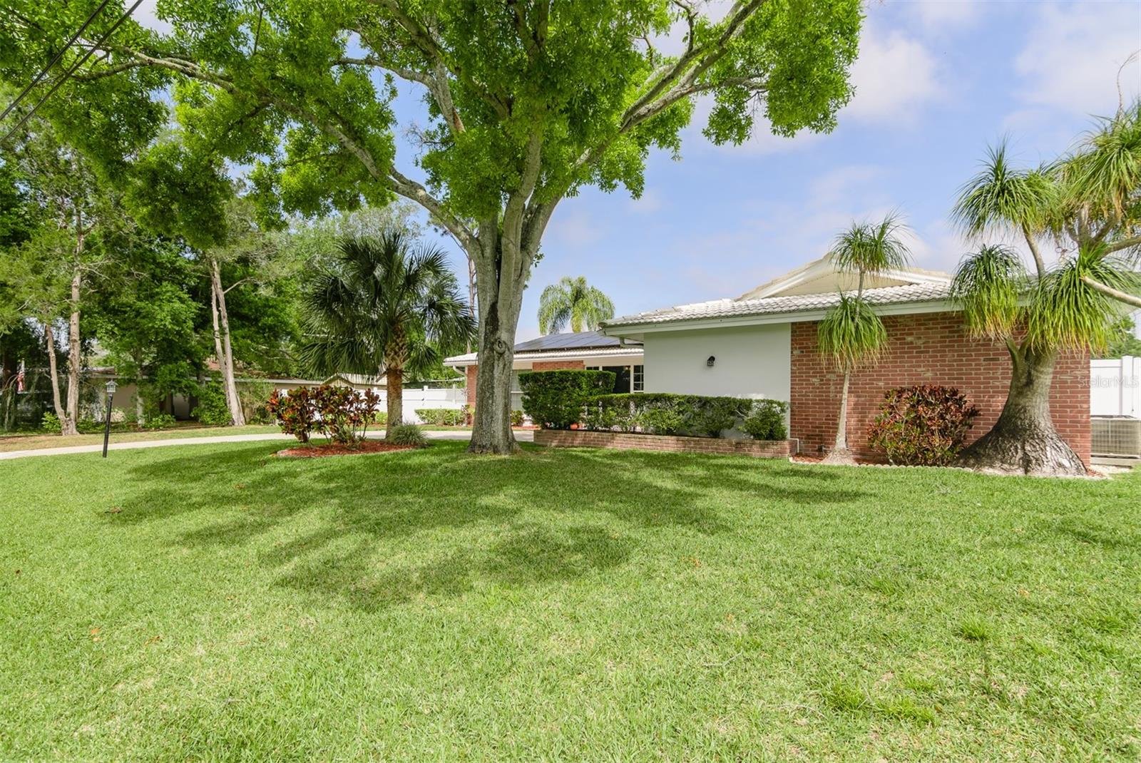 1228 INVERNESS DR, DUNEDIN, FL, 34698