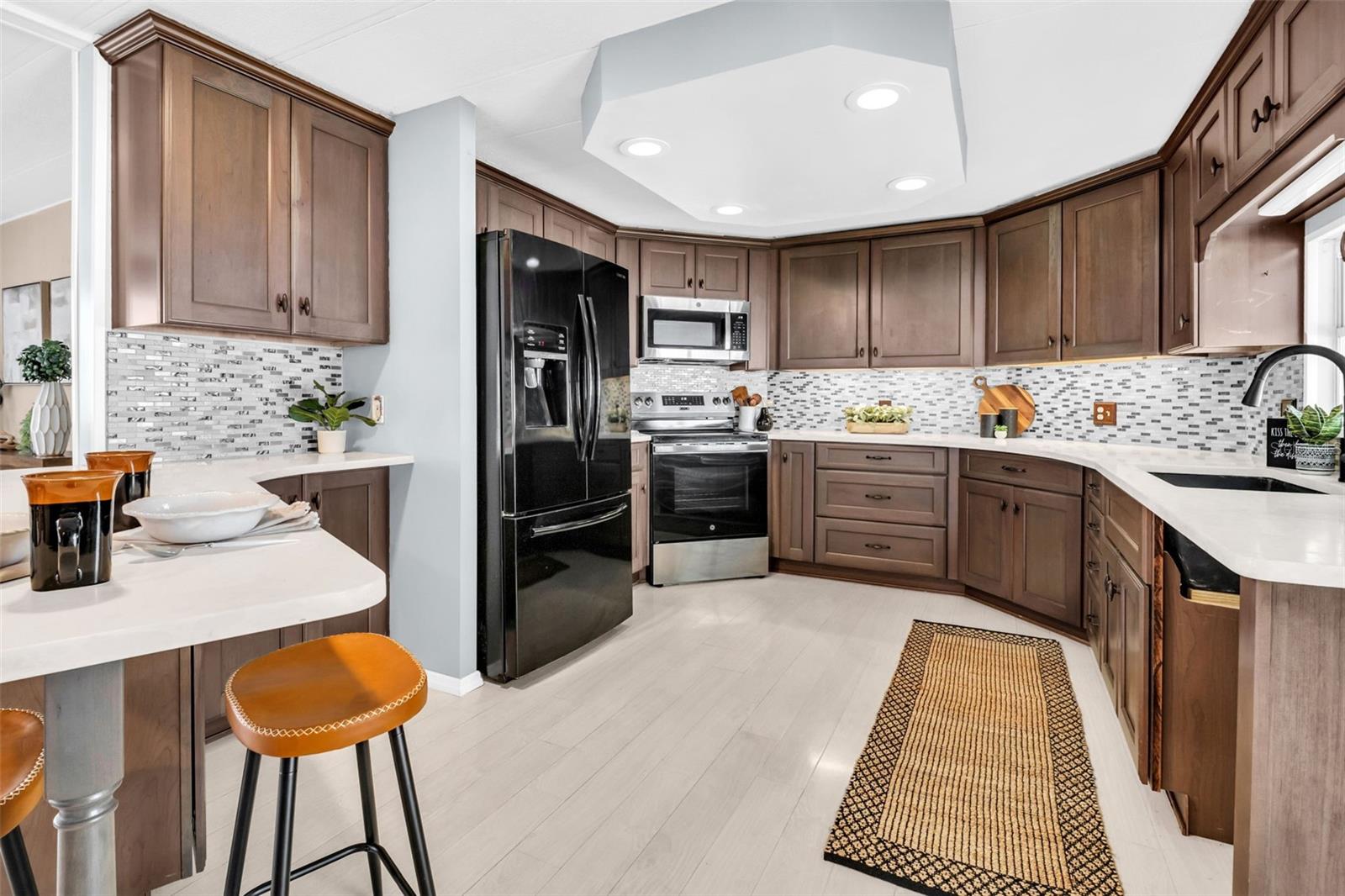 23 MOUNTAIN LAUREL DR, PALM HARBOR, FL, 34684