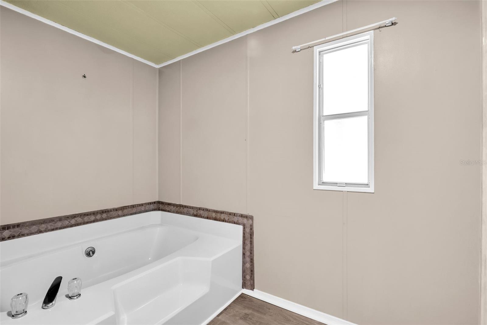 23 MOUNTAIN LAUREL DR, PALM HARBOR, FL, 34684