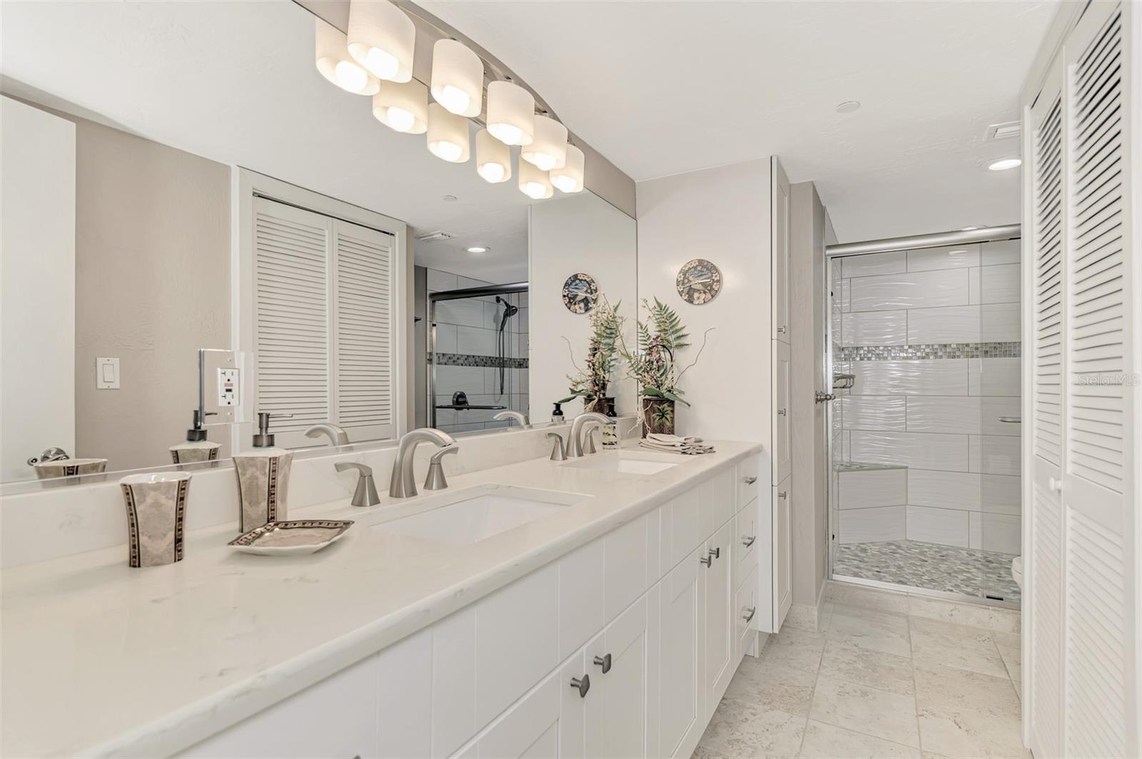 631 ALHAMBRA RD #1004, VENICE, FL, 34285