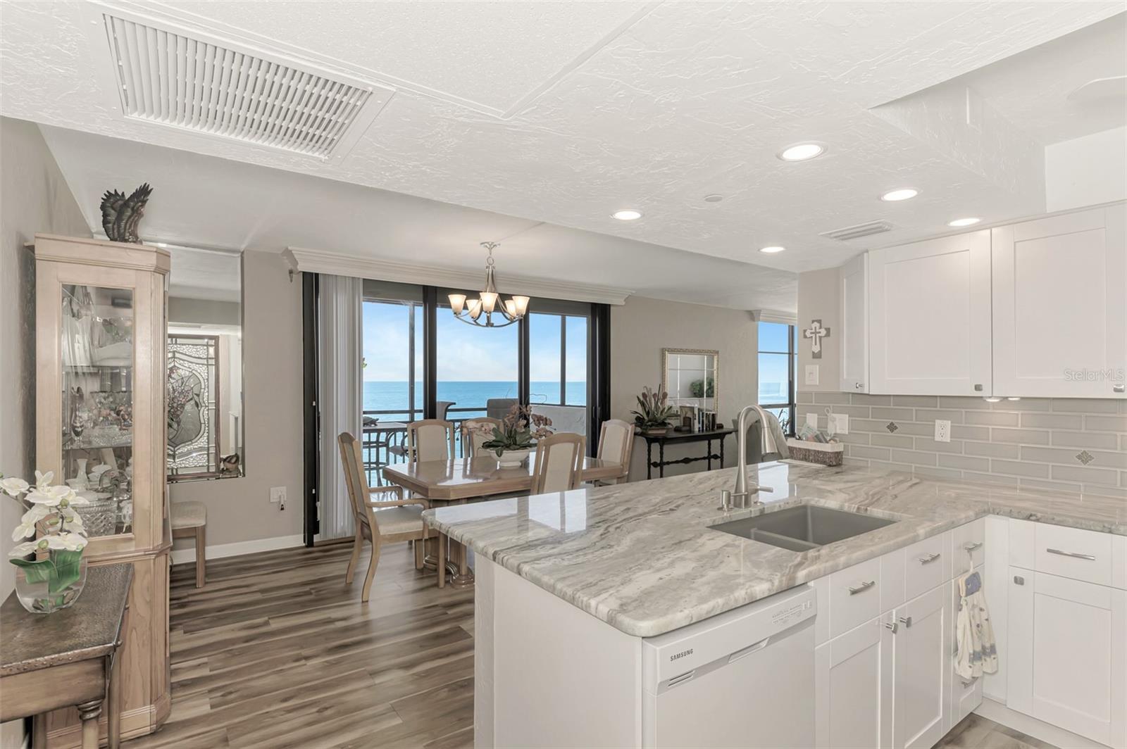 631 ALHAMBRA RD #1004, VENICE, FL, 34285
