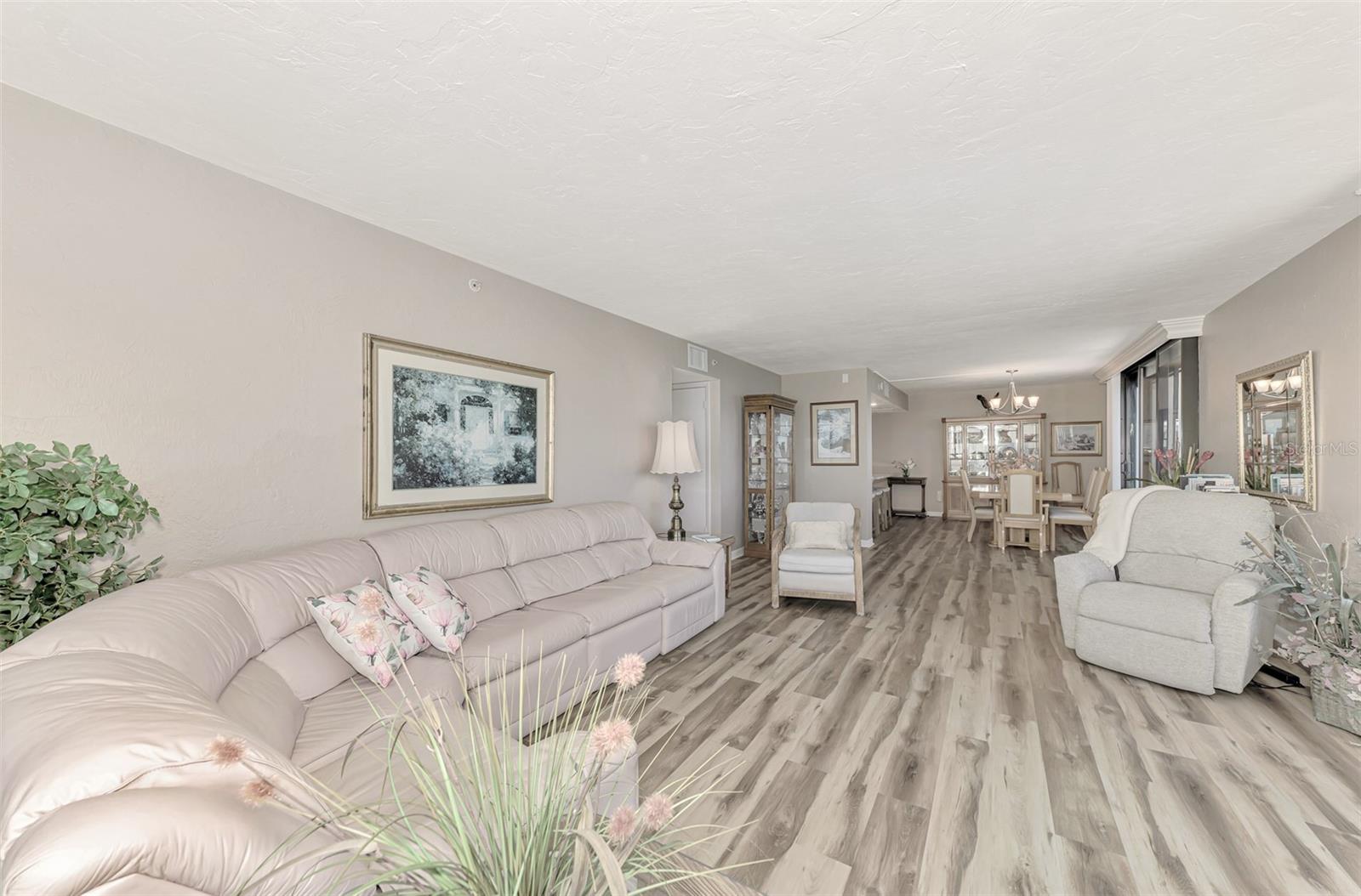 631 ALHAMBRA RD #1004, VENICE, FL, 34285
