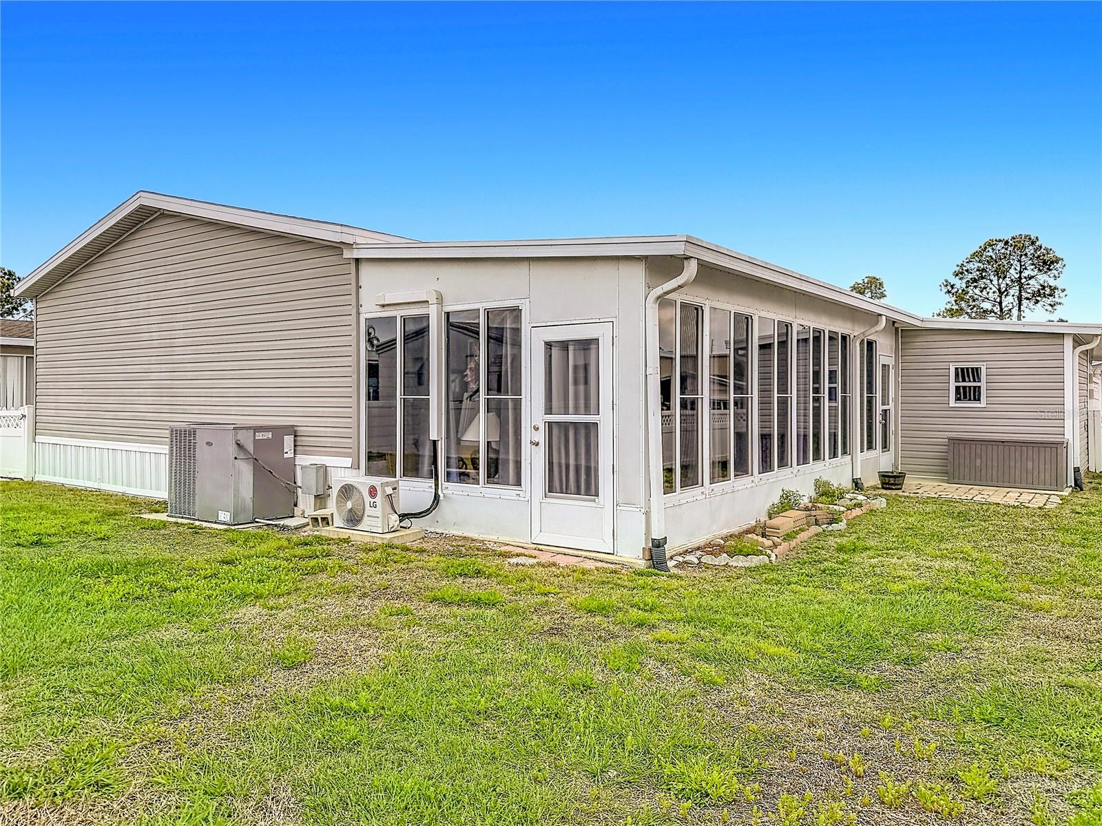 1658 ELKHART CIR, TAVARES, FL, 32778