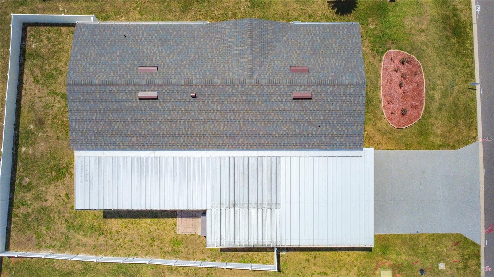 1658 ELKHART CIR, TAVARES, FL, 32778