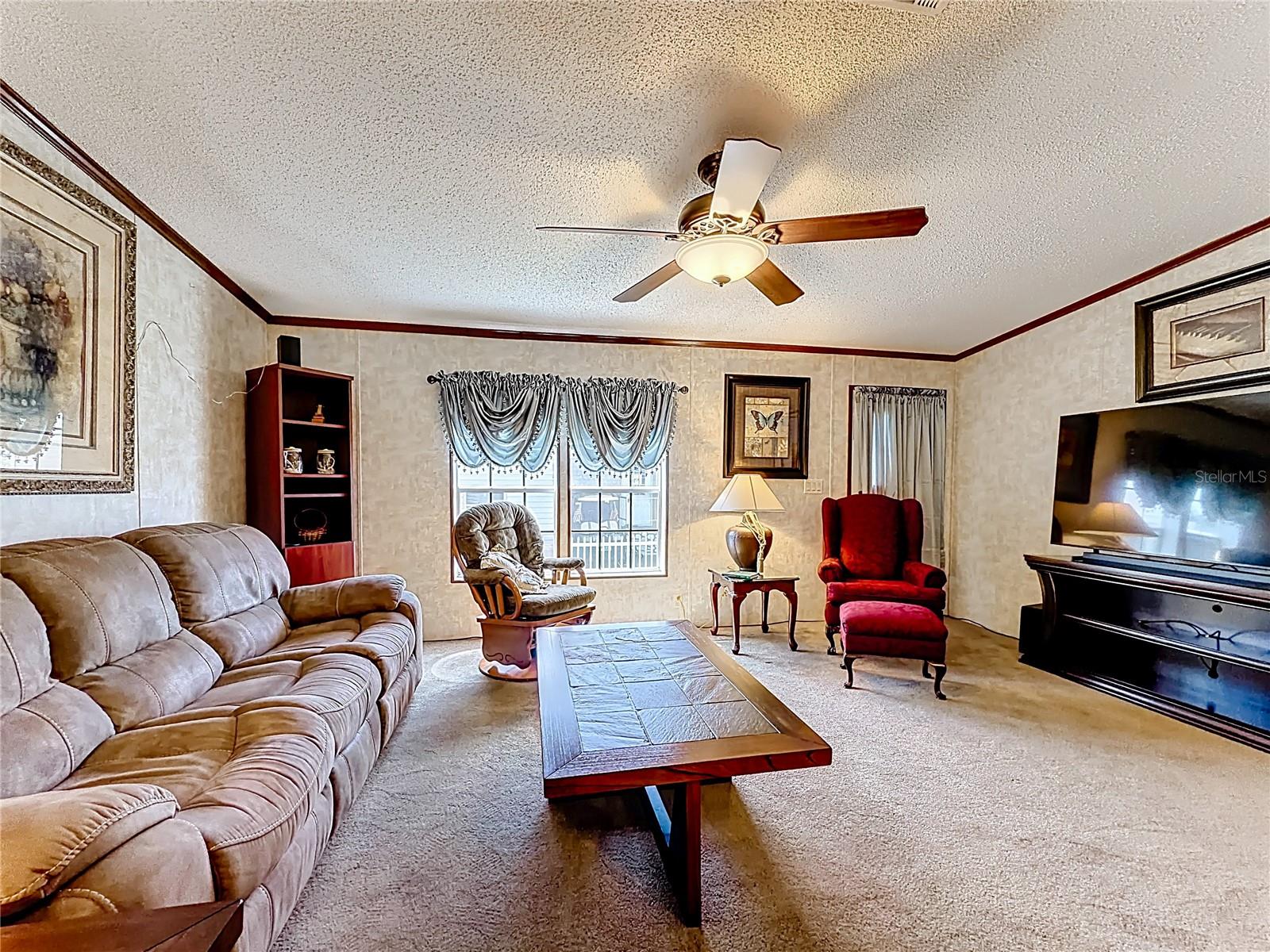 1658 ELKHART CIR, TAVARES, FL, 32778