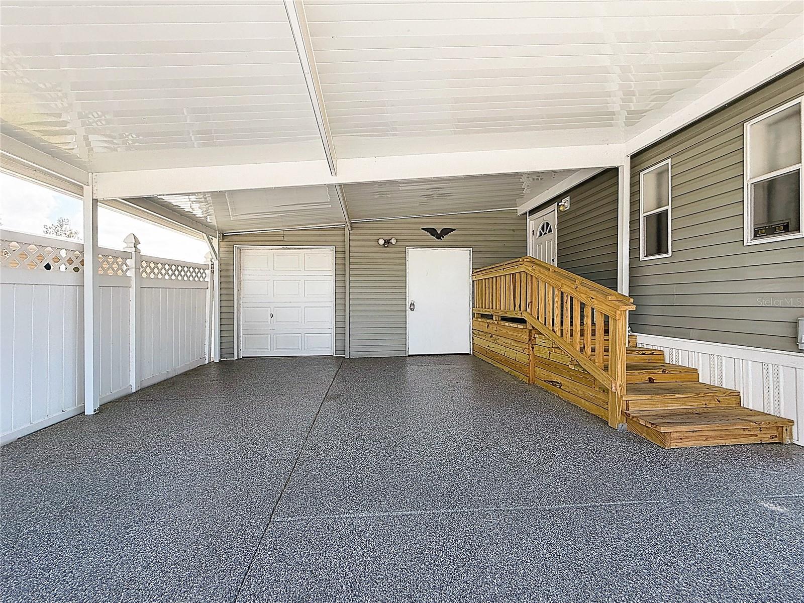 1658 ELKHART CIR, TAVARES, FL, 32778