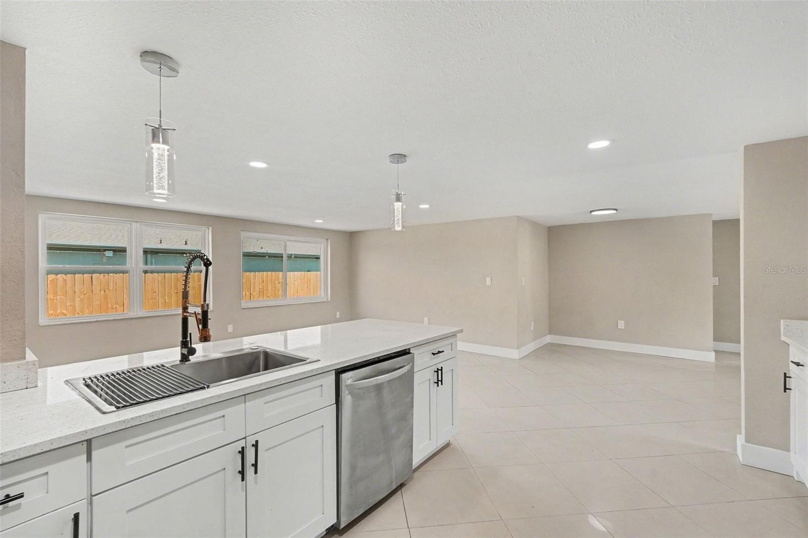 5813 CHAPMAN DR, NEW PORT RICHEY, FL, 34652