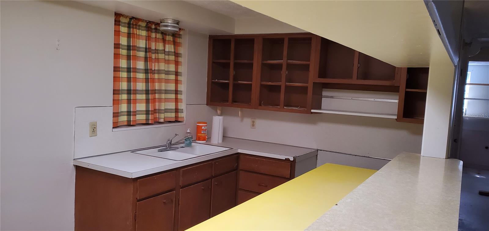 6102 INDIANA AVE, NEW PORT RICHEY, FL, 34653