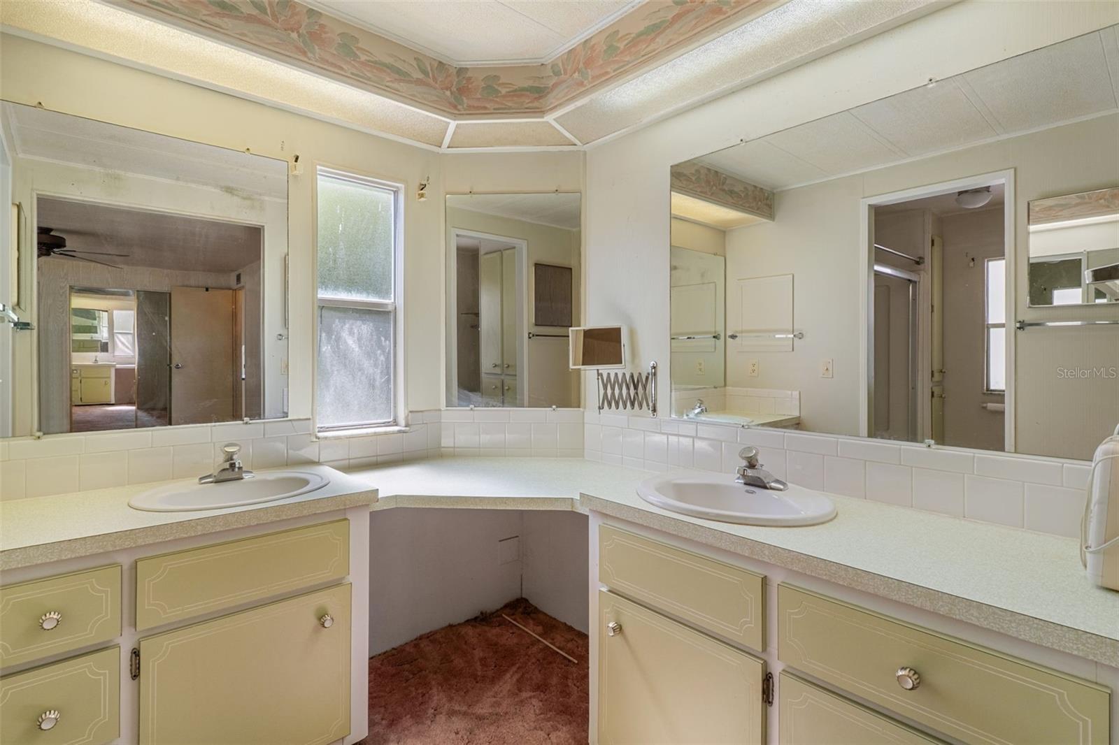 12260 HALLMARK AVE, BROOKSVILLE, FL, 34613