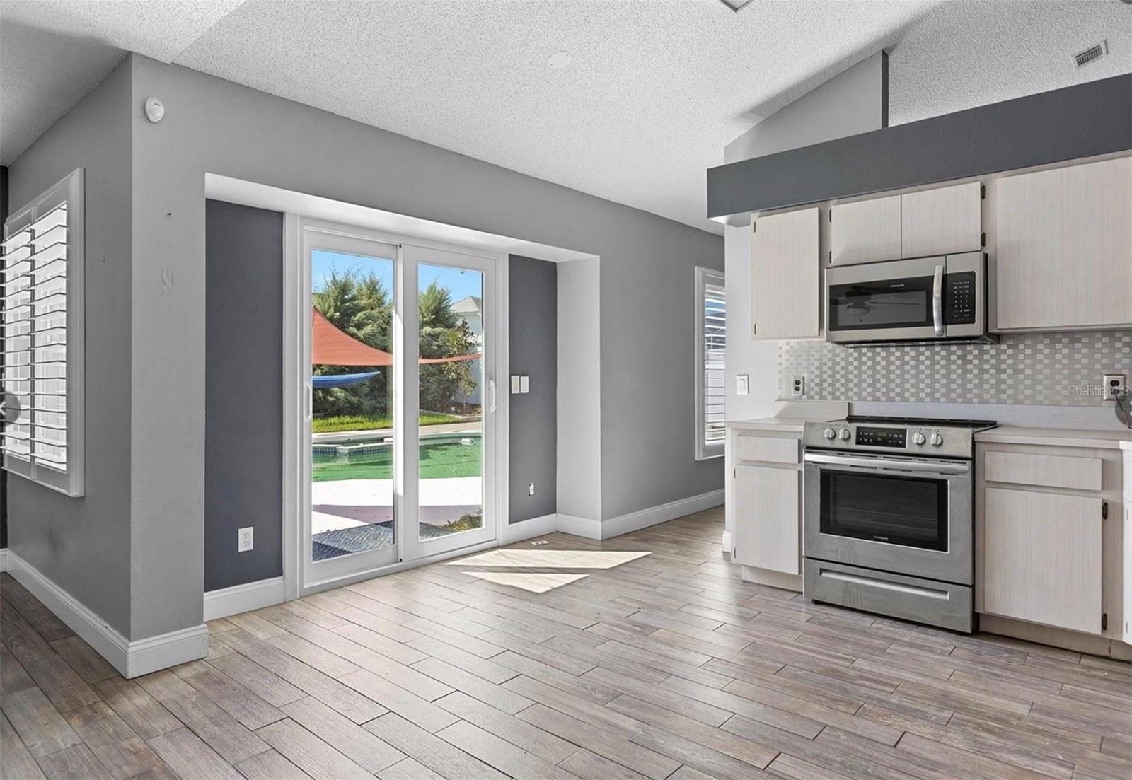 5517 LOMA VISTA DR E, DAVENPORT, FL, 33896