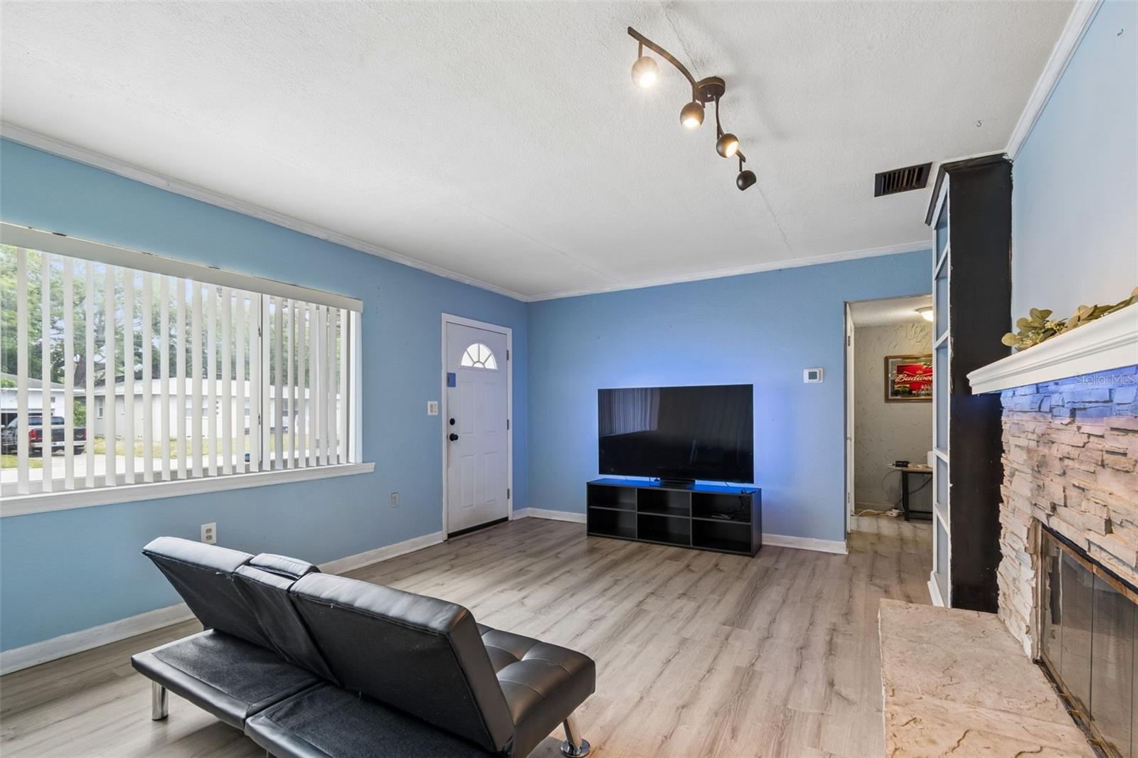 704 BROOKSIDE DR, CLEARWATER, FL, 33764