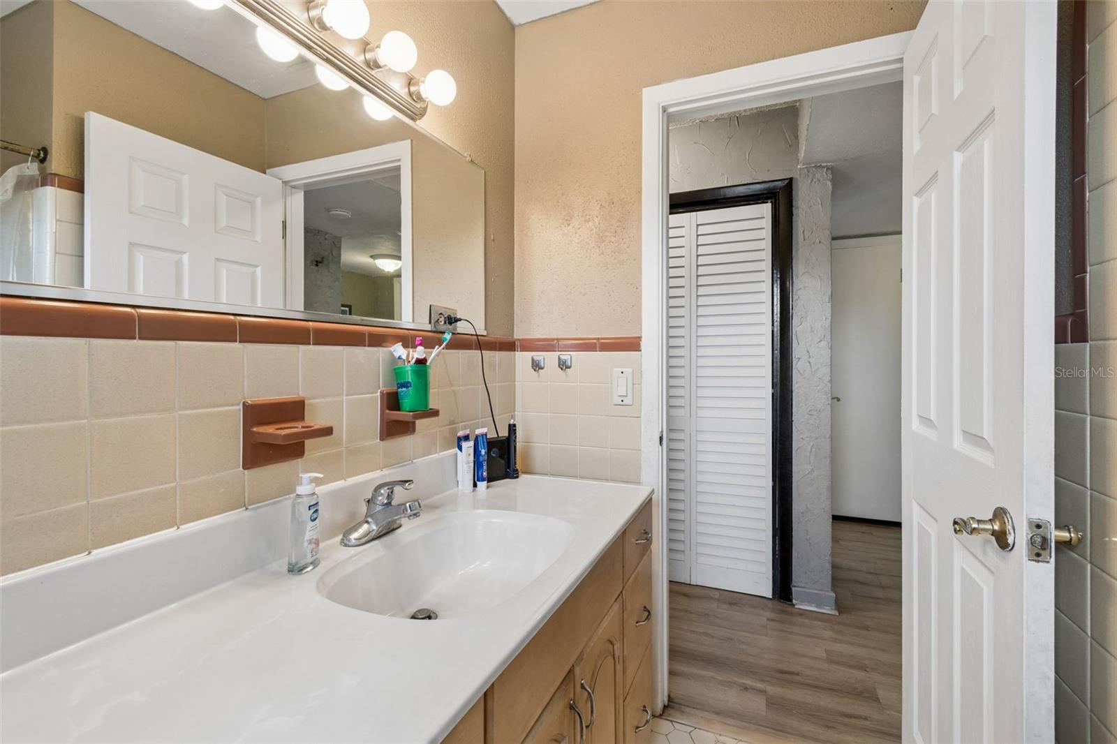 704 BROOKSIDE DR, CLEARWATER, FL, 33764