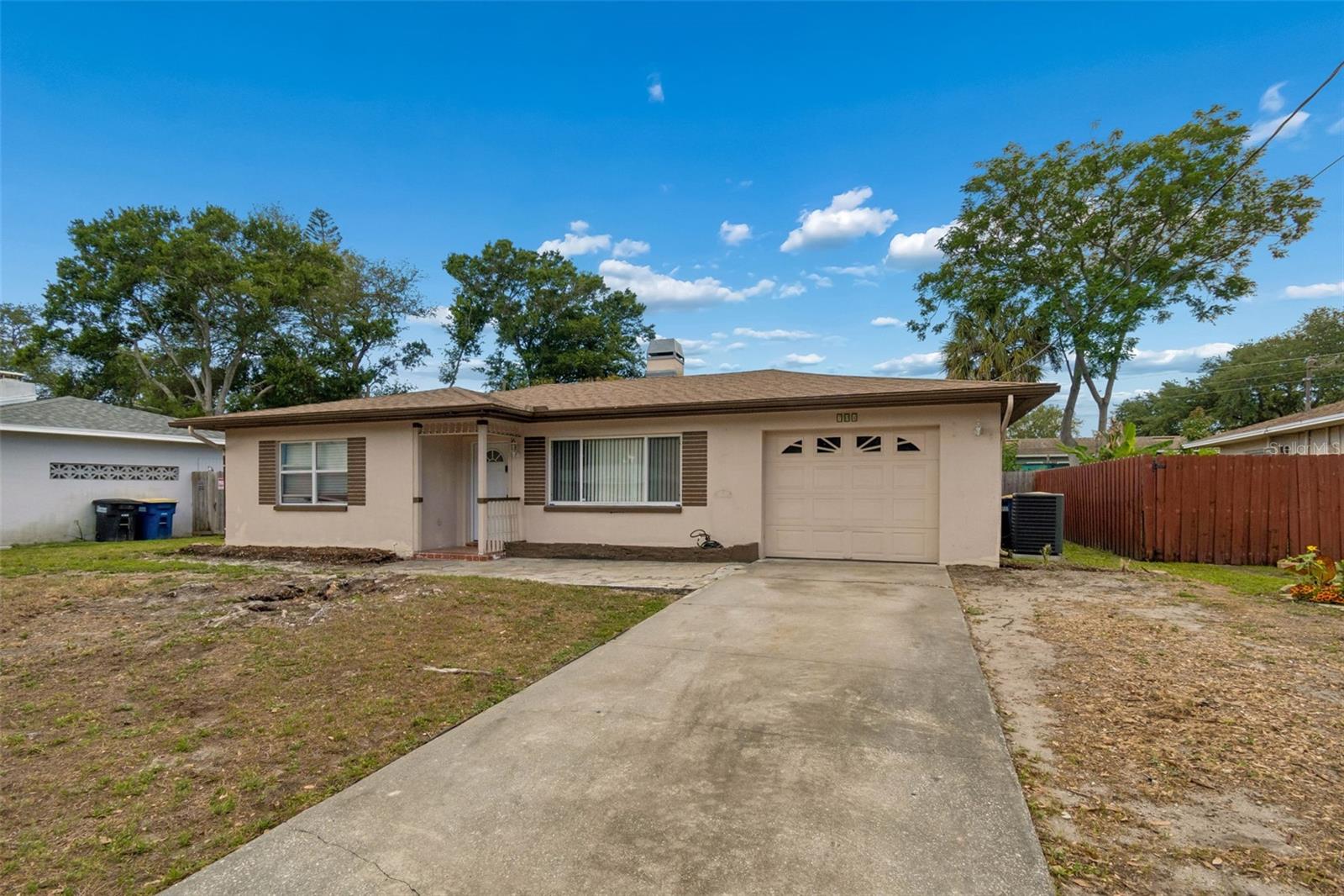 704 BROOKSIDE DR, CLEARWATER, FL, 33764