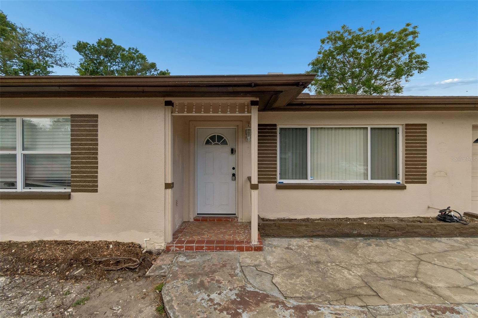 704 BROOKSIDE DR, CLEARWATER, FL, 33764