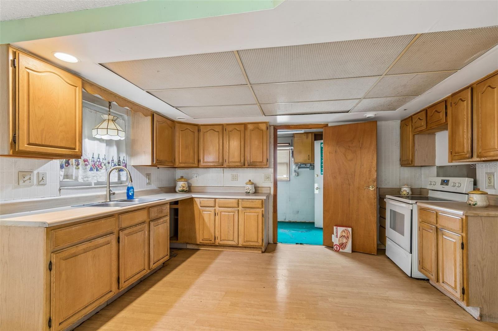 5097 88TH AVE N, PINELLAS PARK, FL, 33782