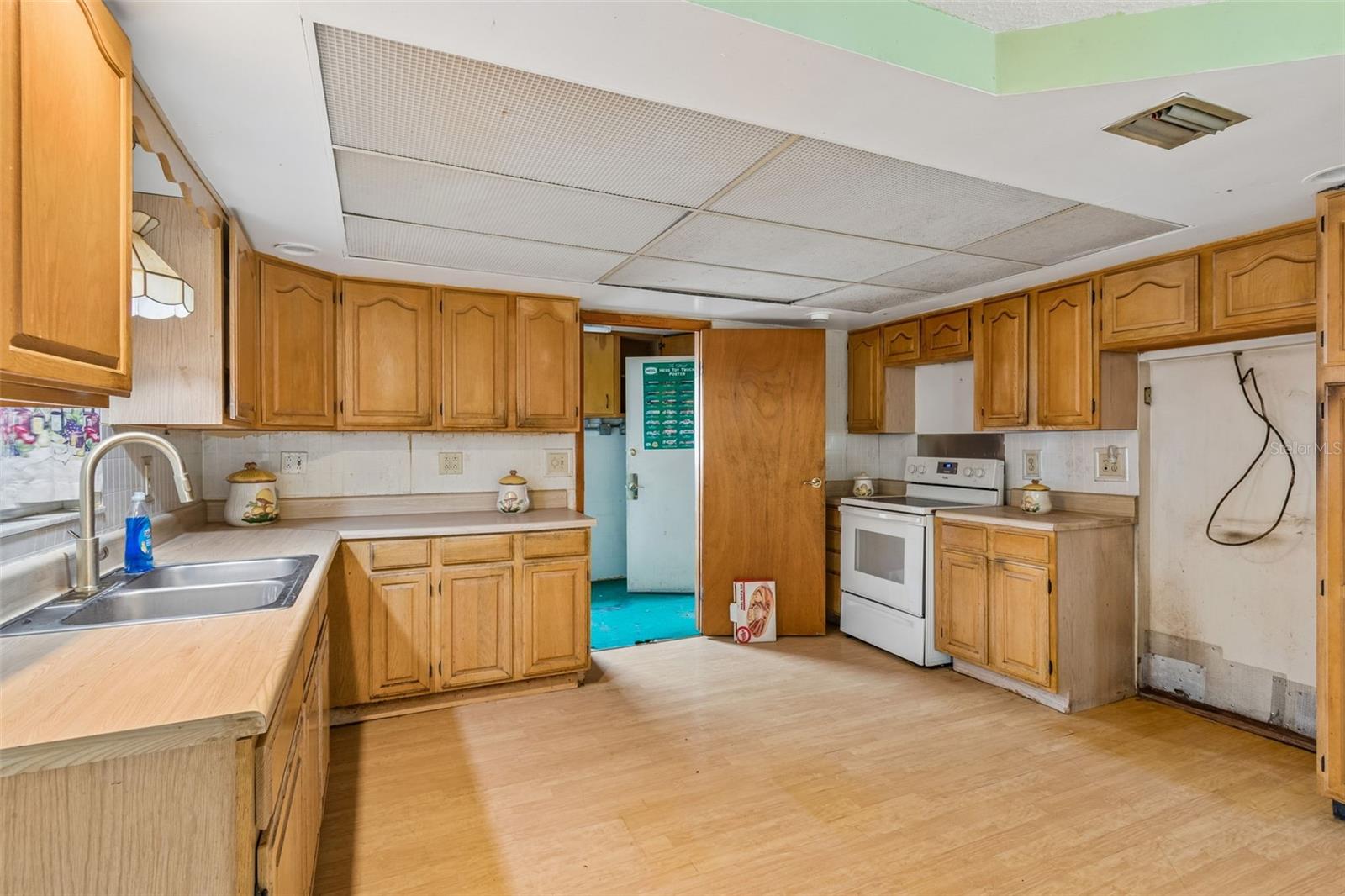 5097 88TH AVE N, PINELLAS PARK, FL, 33782