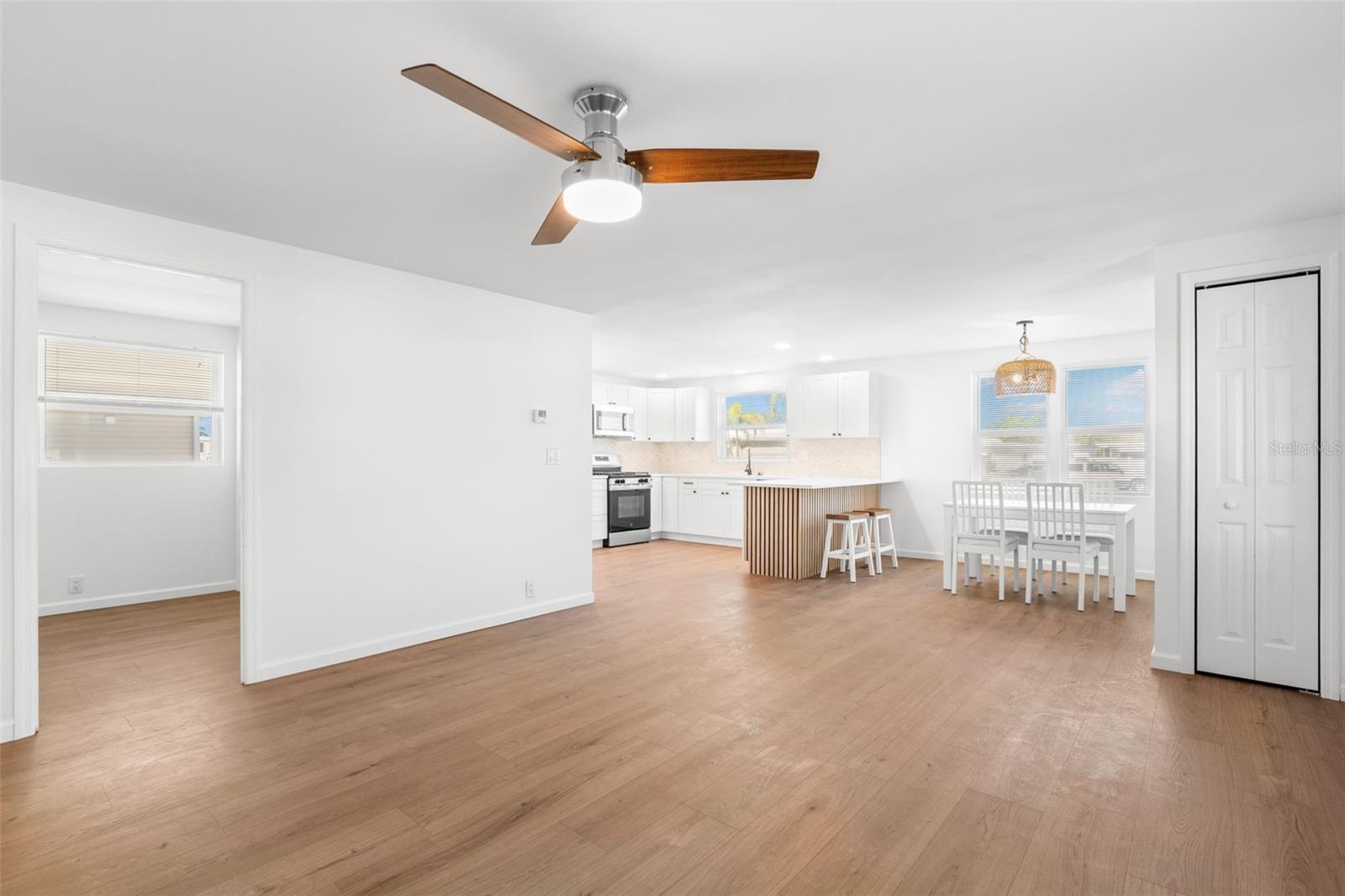 7271 MOUNT ARLINGTON DR NE #430, ST PETERSBURG, FL, 33702