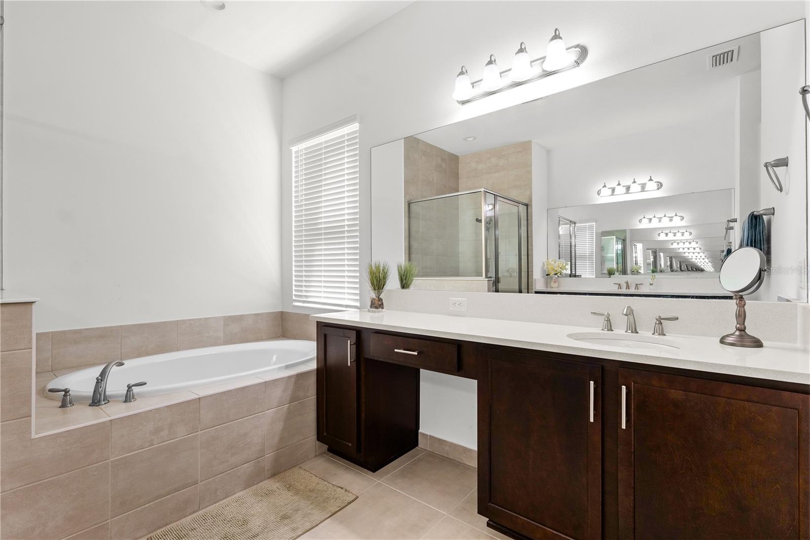32558 TREE OF LIFE AVE, WESLEY CHAPEL, FL, 33543