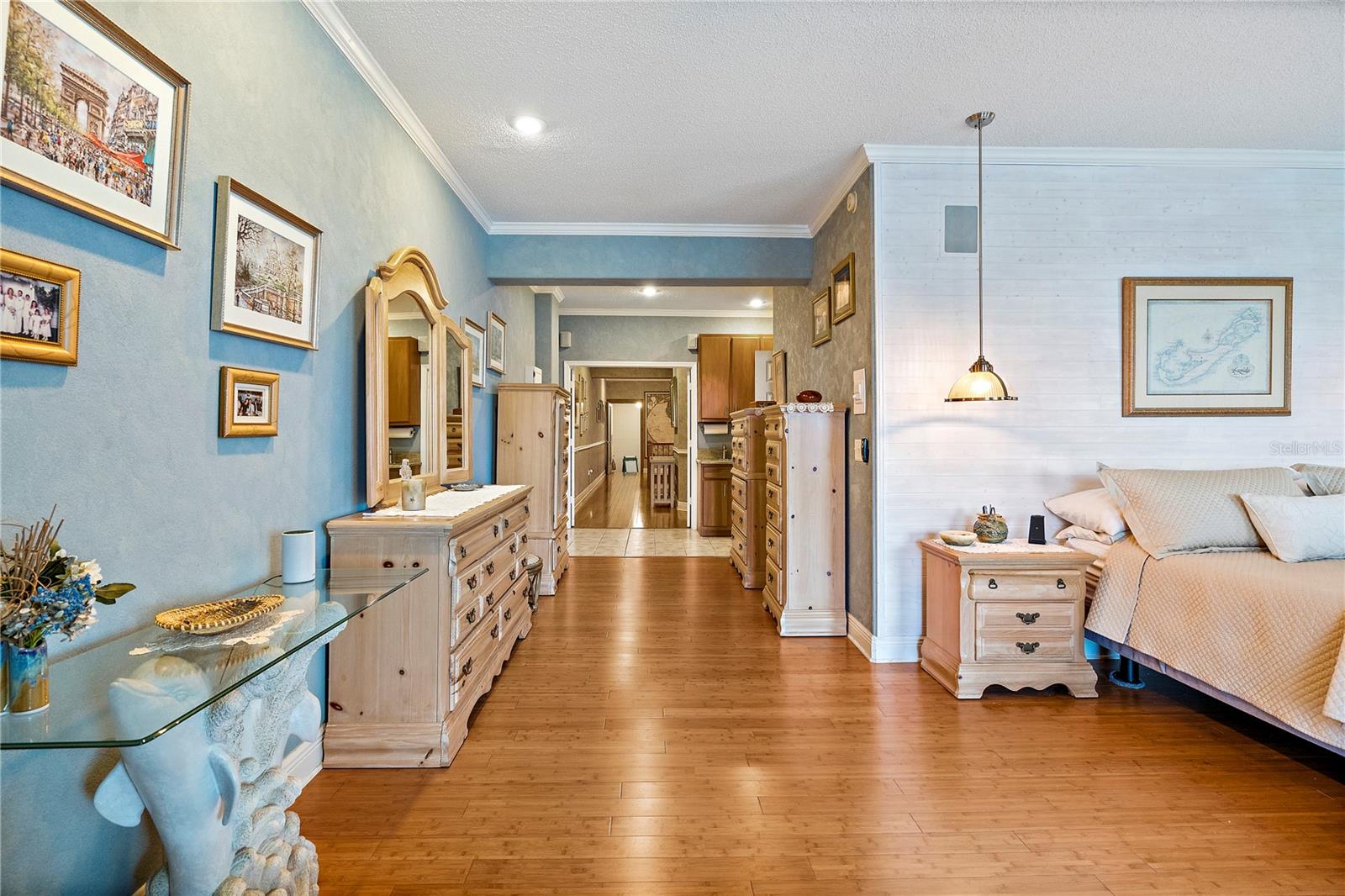 830 PINELLAS BAYWAY S, ST PETERSBURG, FL, 33715