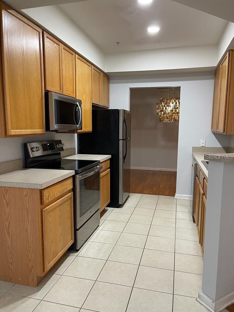 6443 AXEITOS TER #107, ORLANDO, FL, 32835