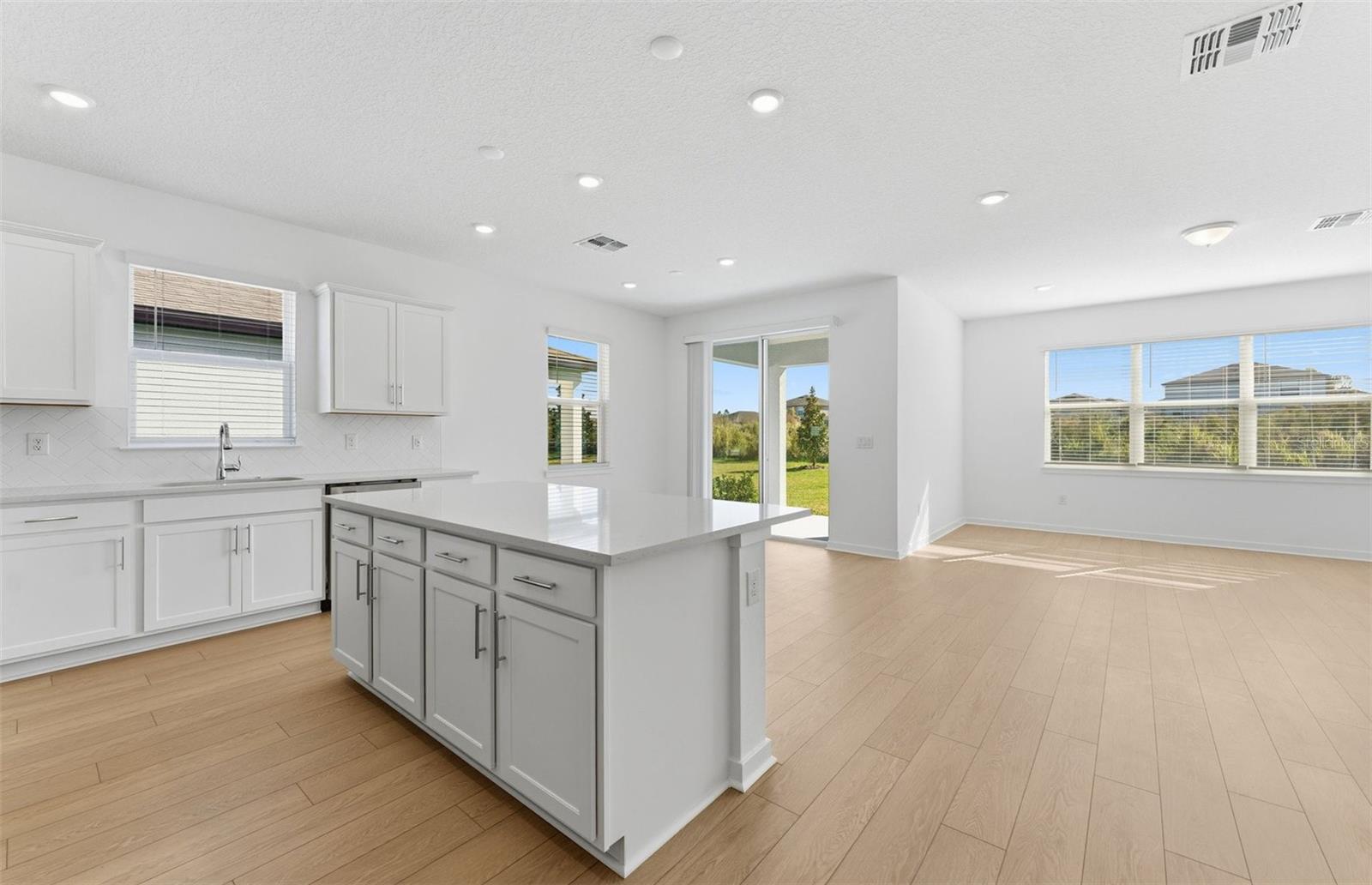 9828 CRESCENT MOON DR, RIVERVIEW, FL, 33578