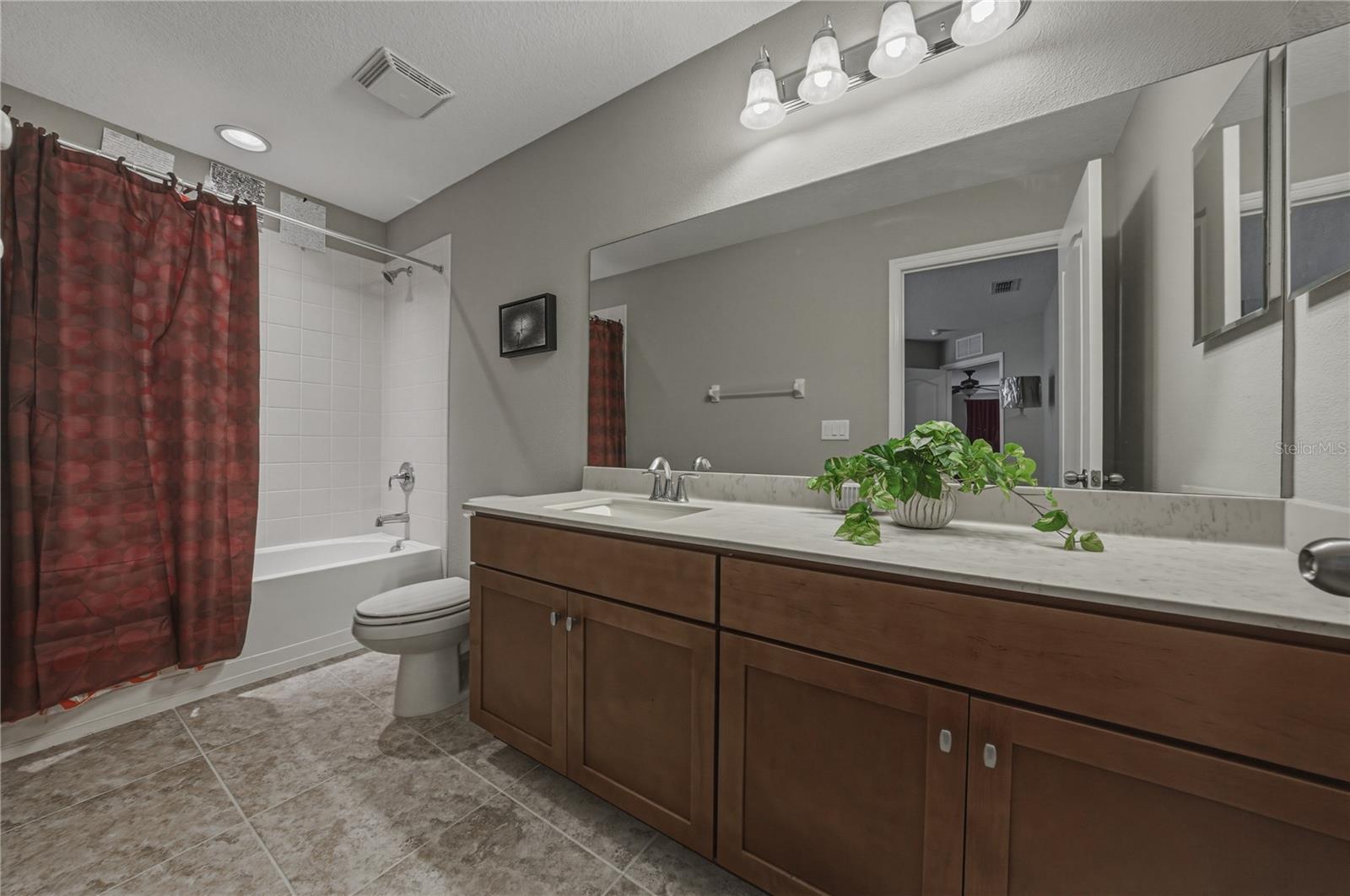 10661 PICTORIAL PARK DR, TAMPA, FL, 33647