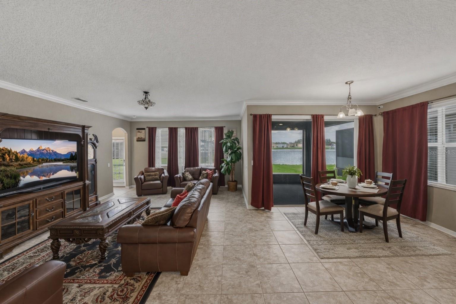 10661 PICTORIAL PARK DR, TAMPA, FL, 33647