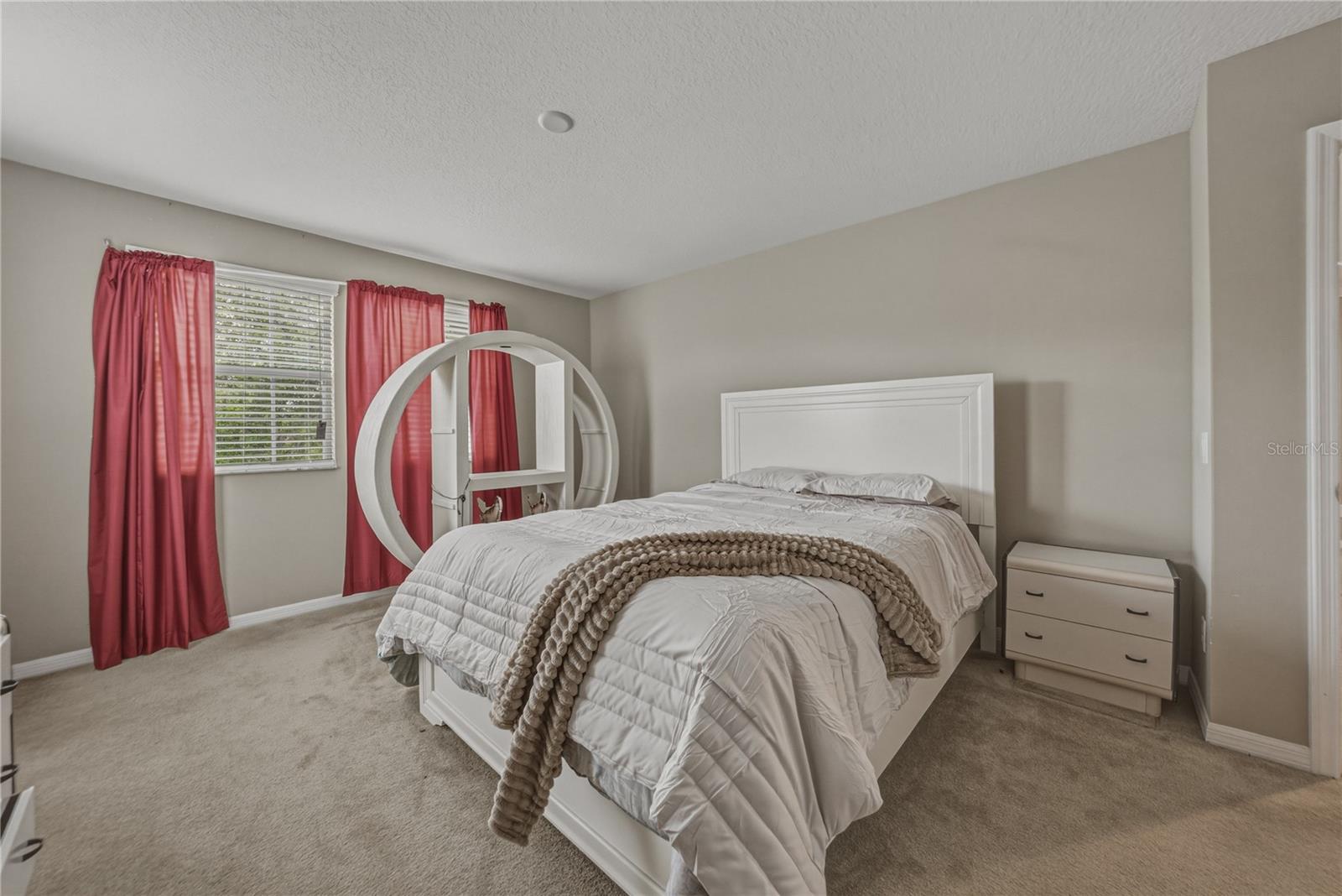10661 PICTORIAL PARK DR, TAMPA, FL, 33647