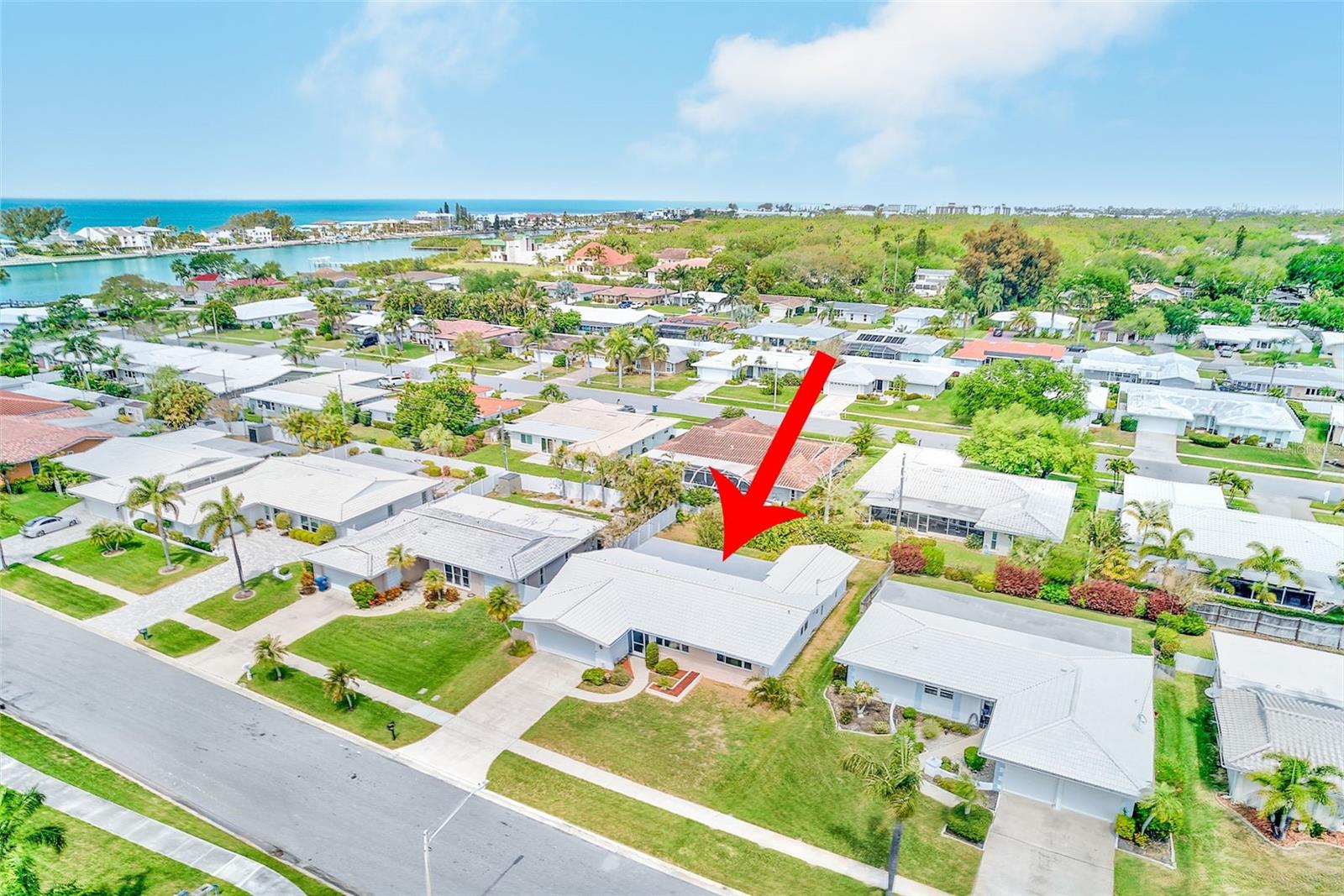 14901 SOVEREIGN DR, LARGO, FL, 33774