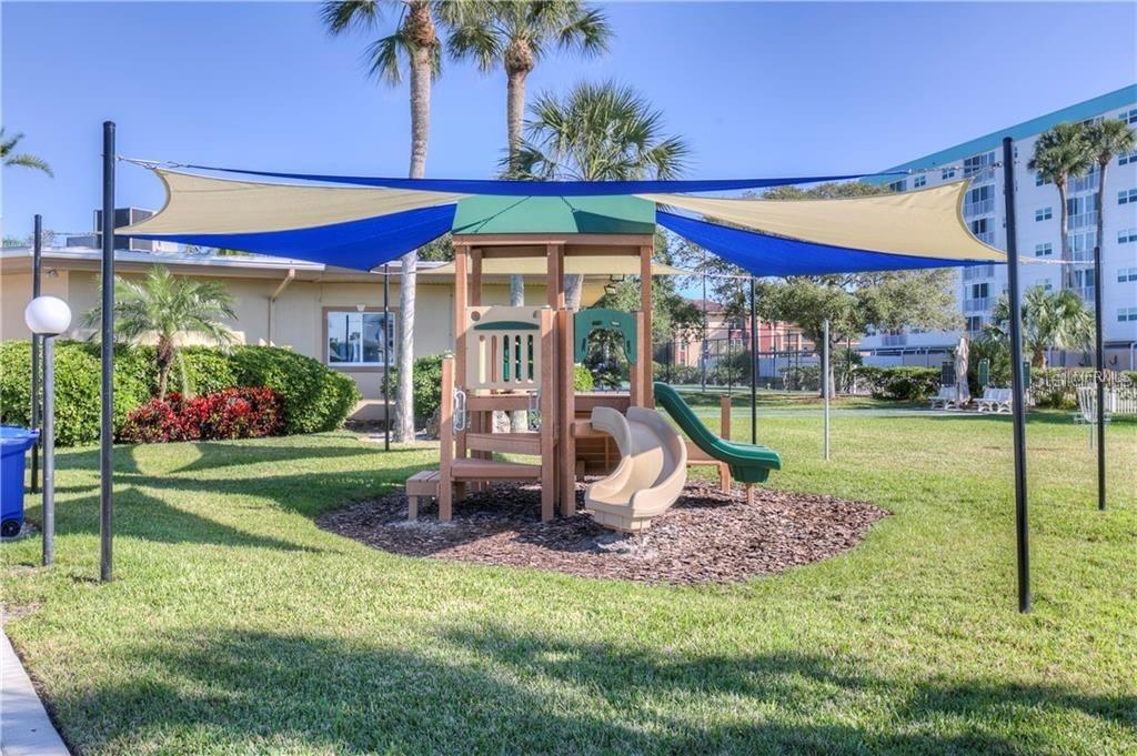 14901 SOVEREIGN DR, LARGO, FL, 33774