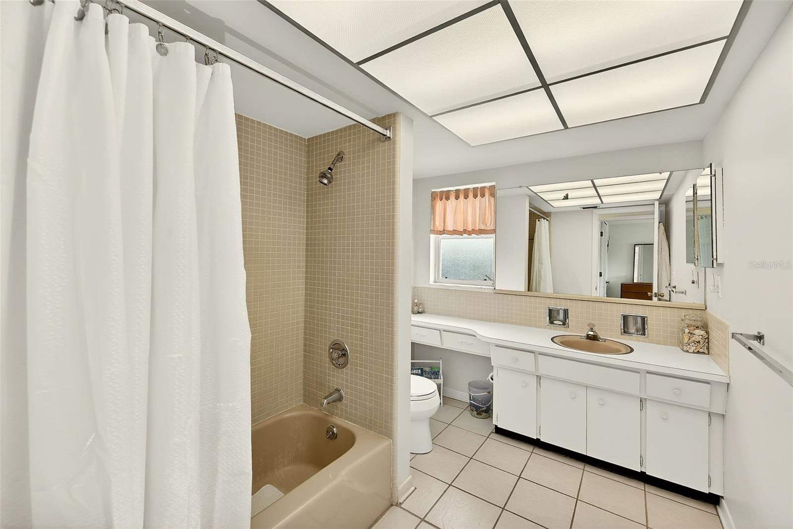 14901 SOVEREIGN DR, LARGO, FL, 33774