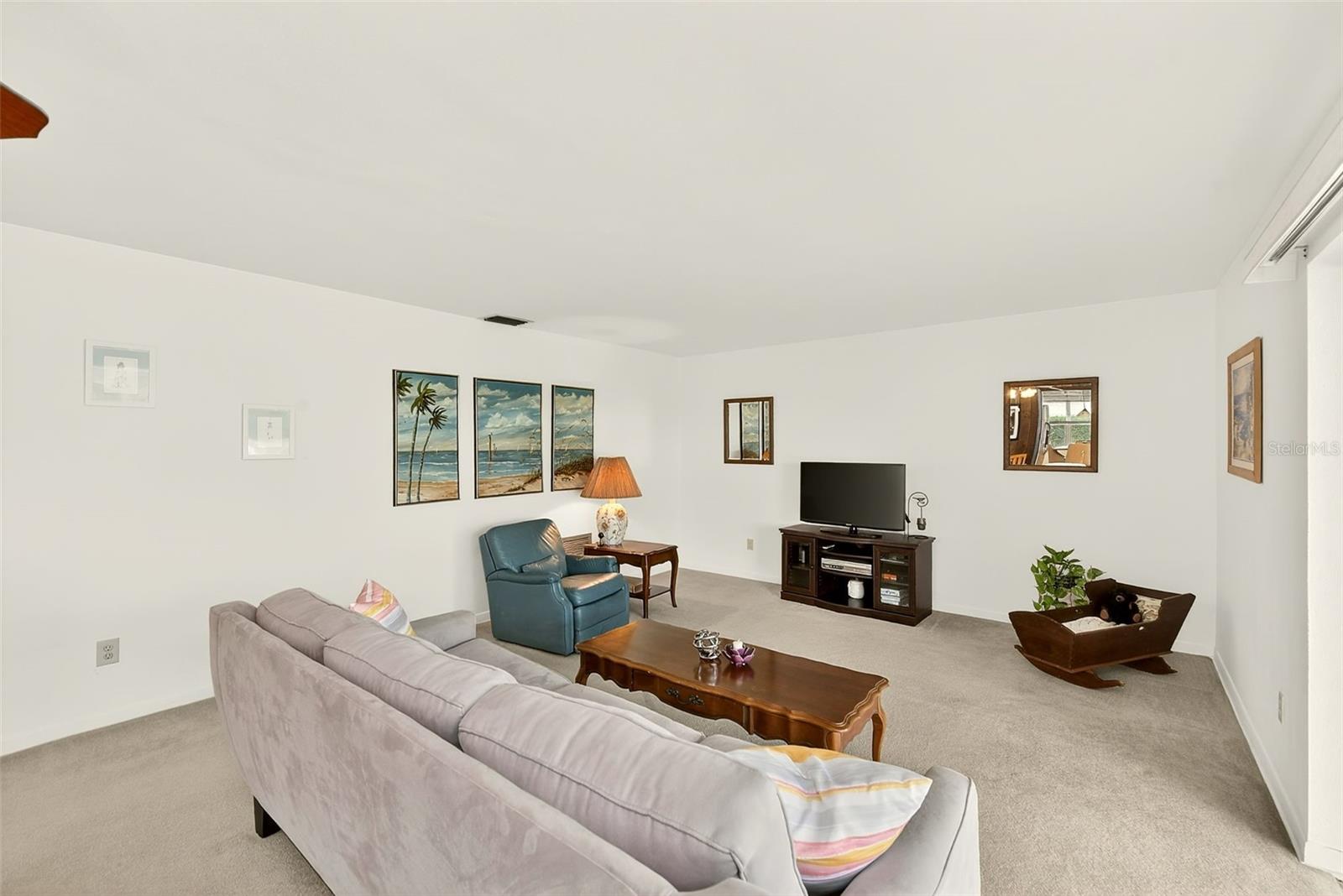 14901 SOVEREIGN DR, LARGO, FL, 33774