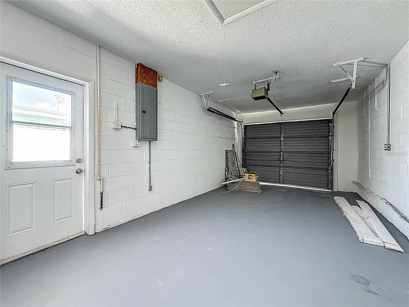 3768 ARKANSAS AVE NE, ST PETERSBURG, FL, 33703