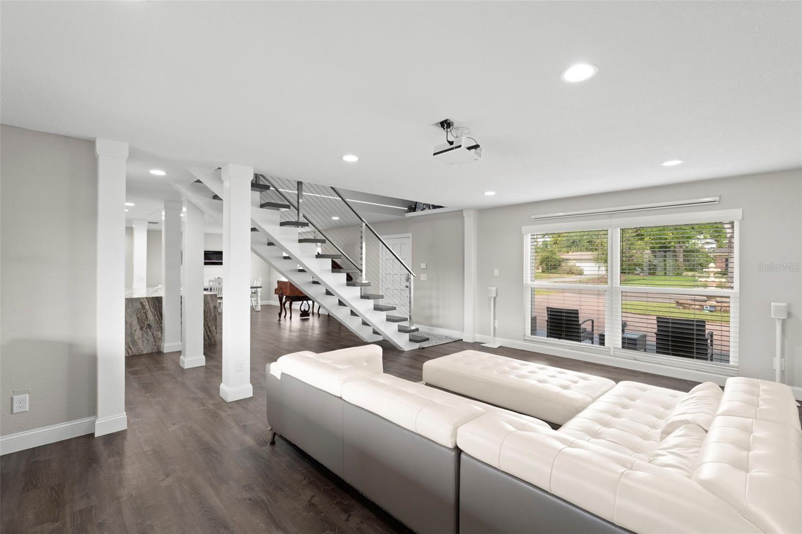 10525 HOMESTEAD DR, TAMPA, FL, 33618