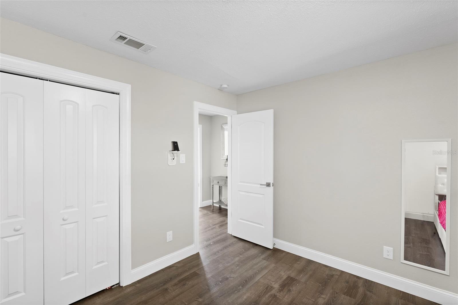 10525 HOMESTEAD DR, TAMPA, FL, 33618