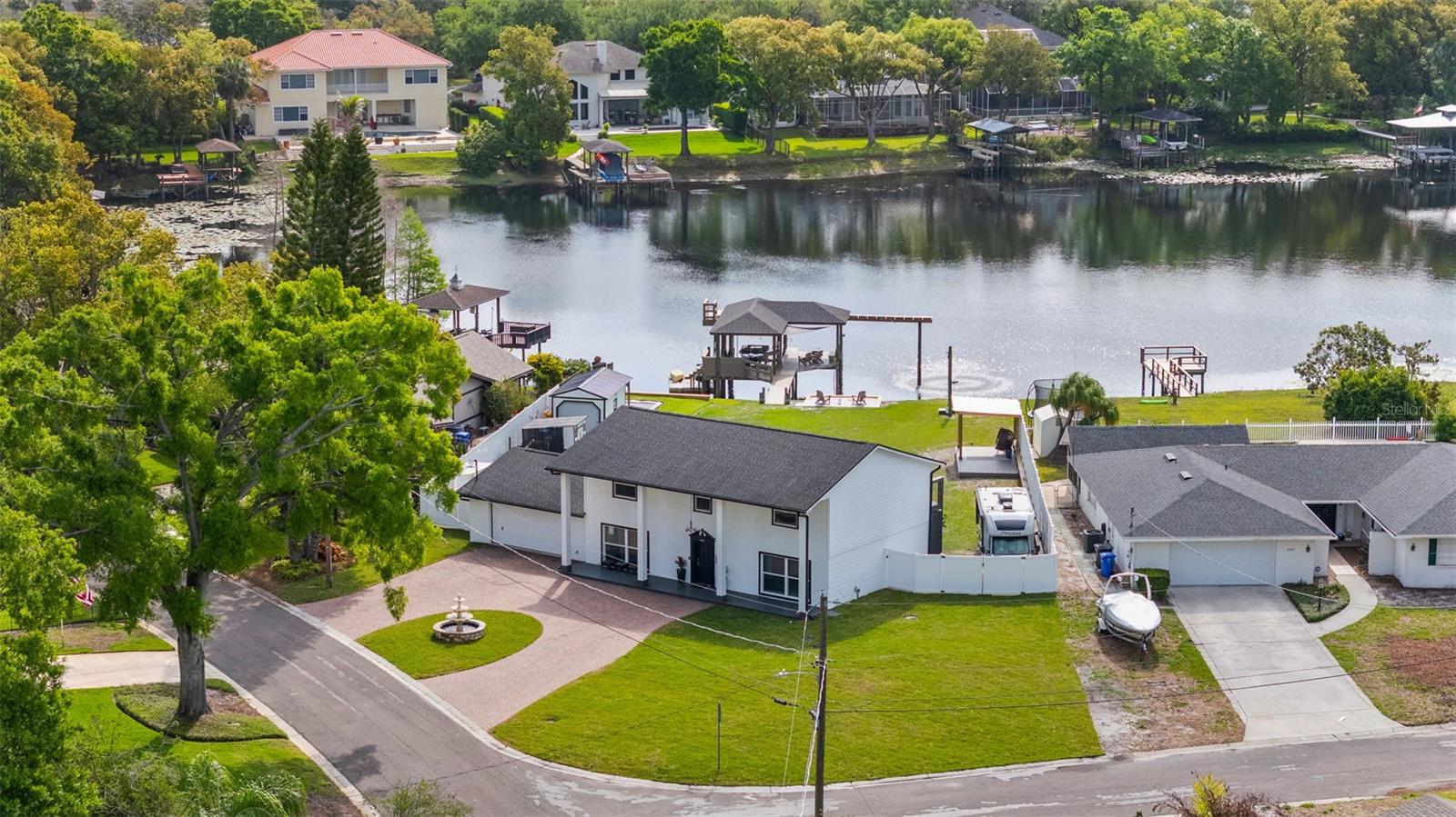 10525 HOMESTEAD DR, TAMPA, FL, 33618