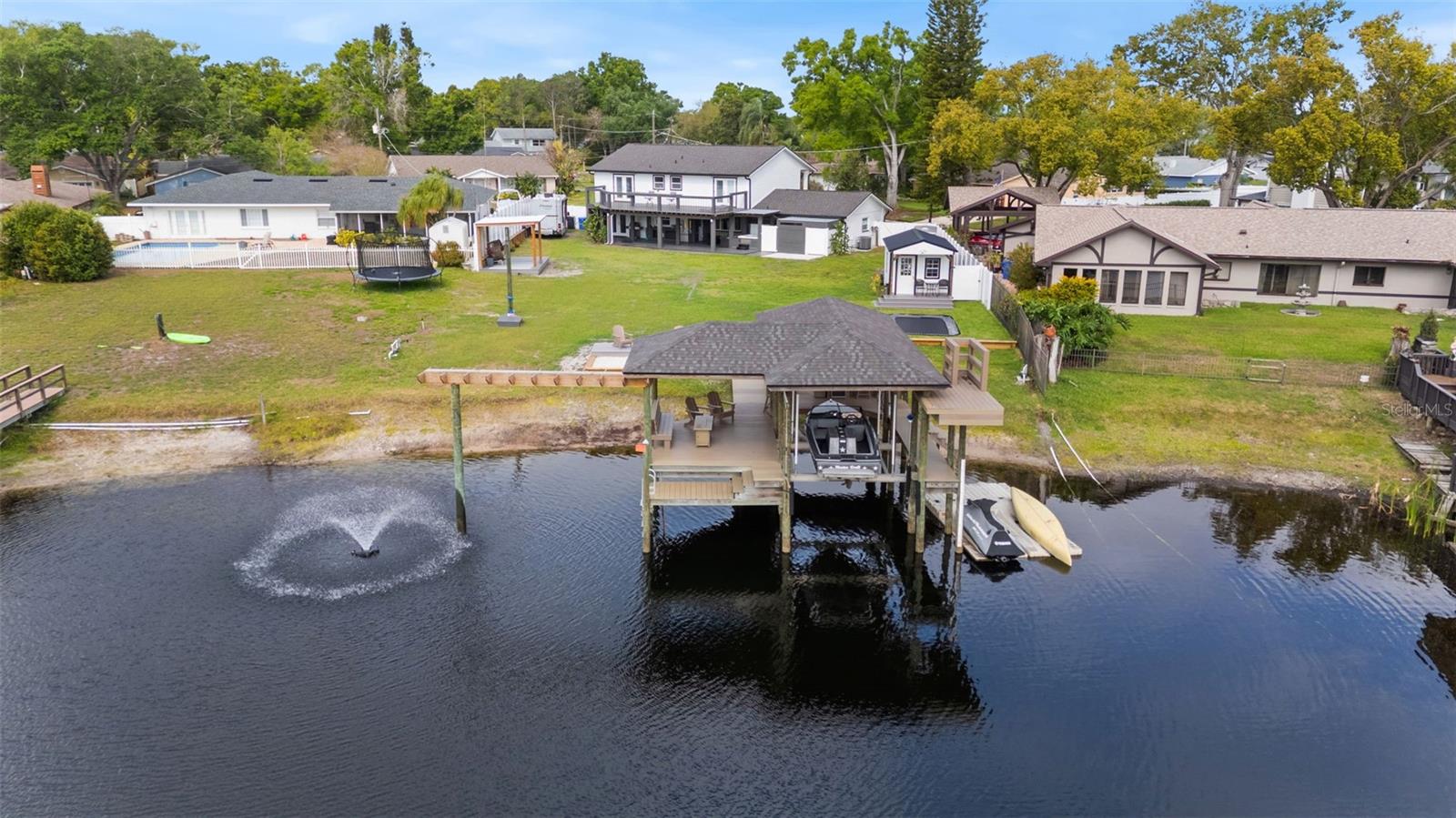 10525 HOMESTEAD DR, TAMPA, FL, 33618