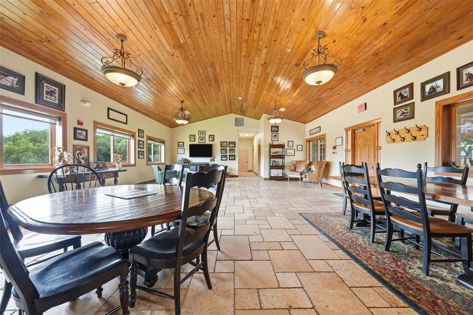 2020 HAAS RD, APOPKA, FL, 32712