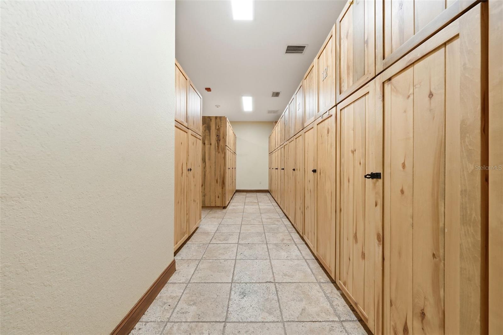 2020 HAAS RD, APOPKA, FL, 32712