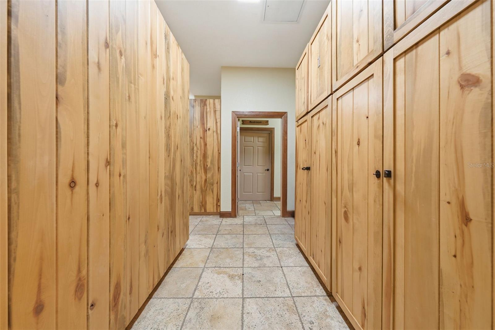 2020 HAAS RD, APOPKA, FL, 32712