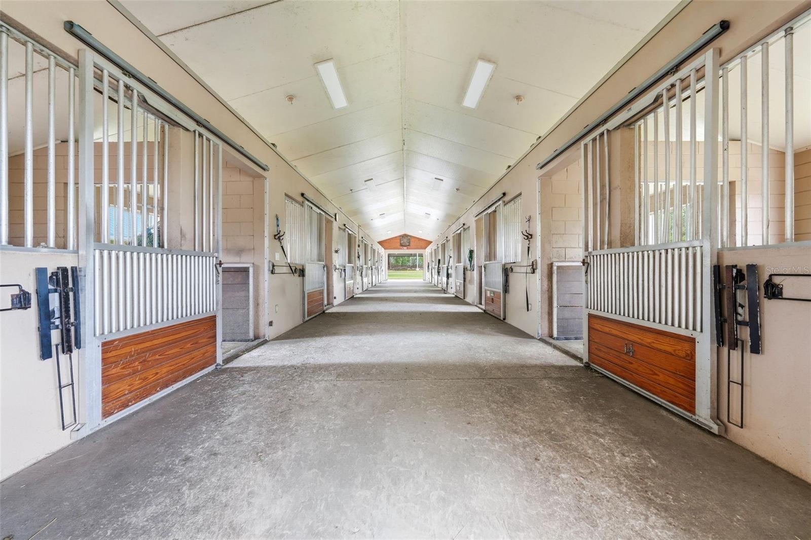 2020 HAAS RD, APOPKA, FL, 32712