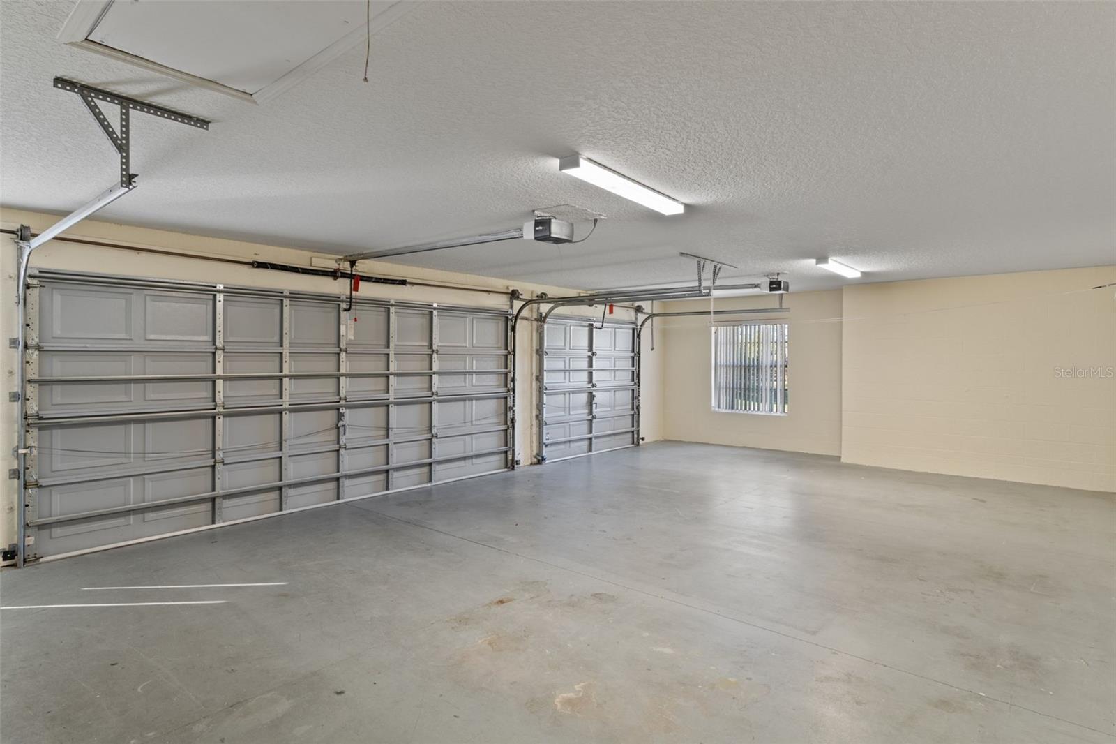 10130 LAZY DAYS CT, WEEKI WACHEE, FL, 34613