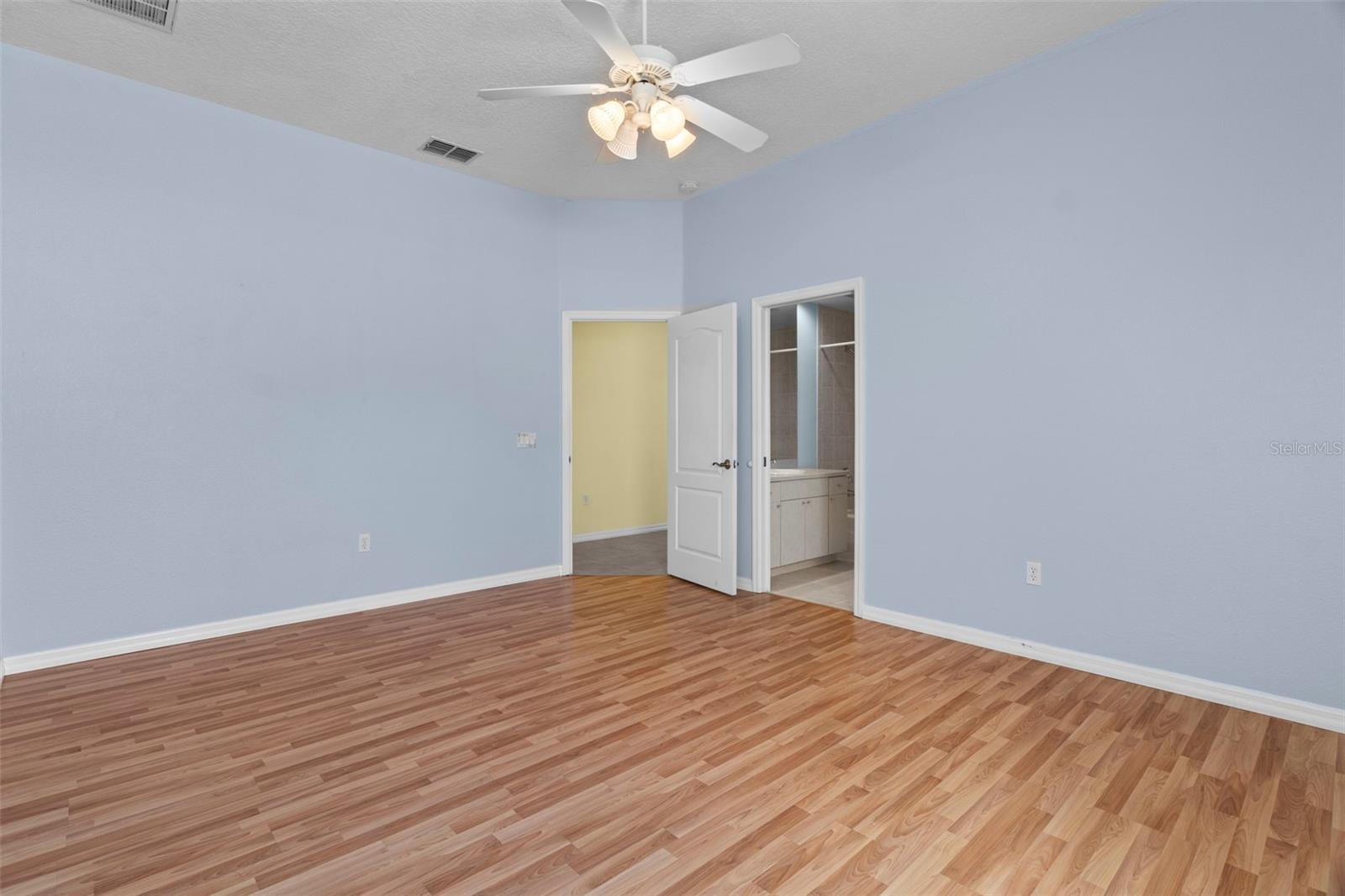 10130 LAZY DAYS CT, WEEKI WACHEE, FL, 34613