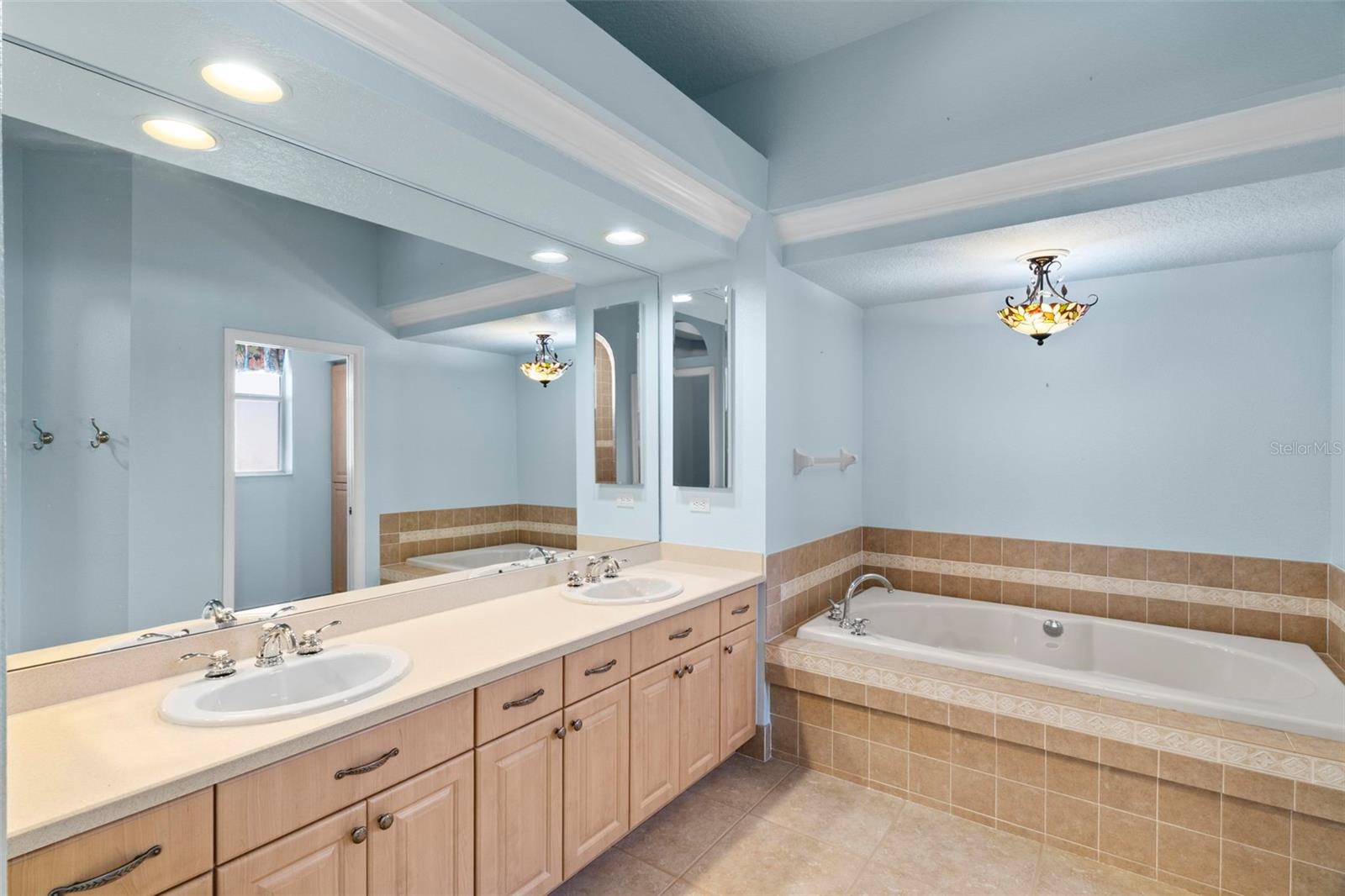 10130 LAZY DAYS CT, WEEKI WACHEE, FL, 34613