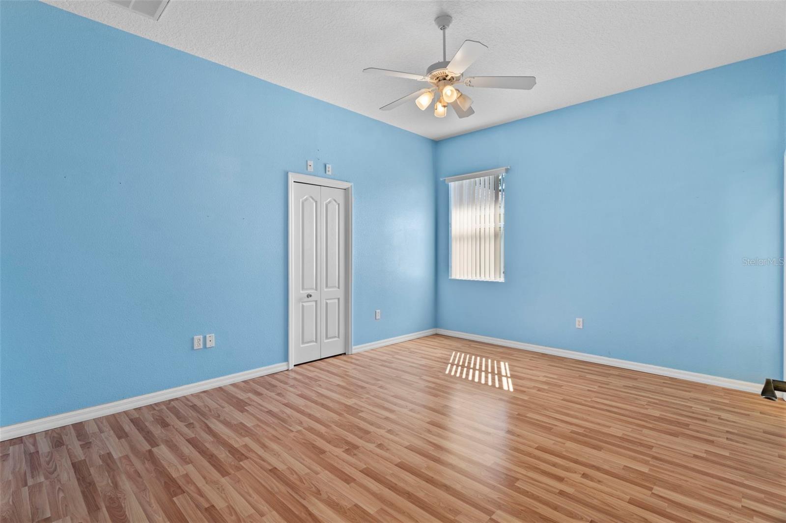 10130 LAZY DAYS CT, WEEKI WACHEE, FL, 34613